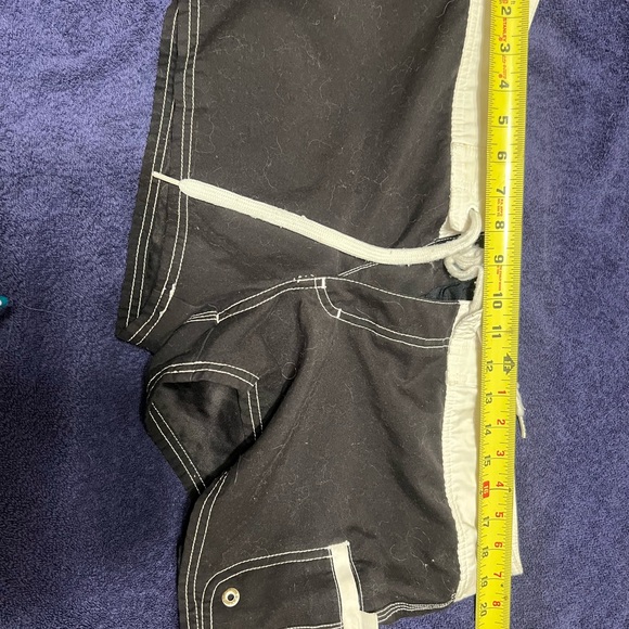 Used Roxy board short  13 - Picture 14 of 16